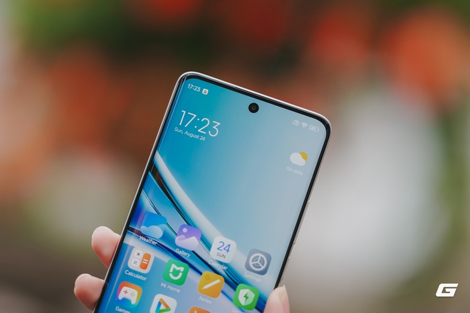 Trên tay Xiaomi Redmi Note 15 5G vừa ra mắt: Giá chỉ hơn 3 triệu đồng nhưng có thiết kế mỏng nhẹ, chip Snapdragon, pin 5.800mAh- Ảnh 5. Trên tay Xiaomi Redmi Note 15 5G vừa ra mắt: Giá chỉ hơn 3 triệu đồng nhưng có thiết kế mỏng nhẹ, chip Snapdragon, pin 5.800mAh- Ảnh 5.