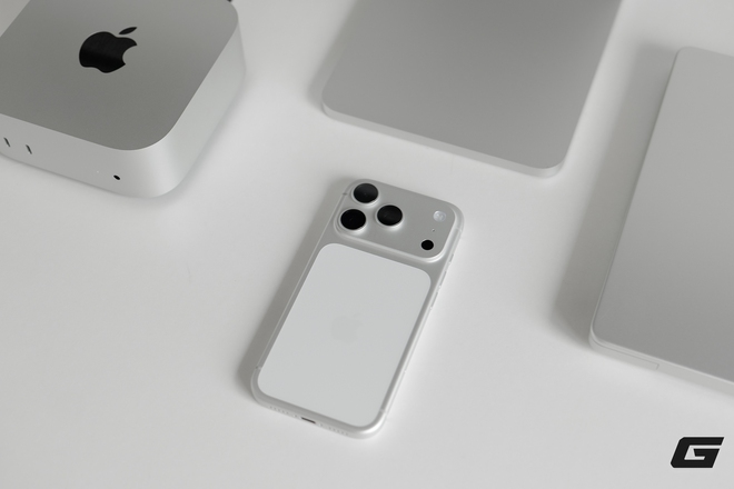 Mở hộp iPhone 17 Pro và iPhone 17 Pro Max chính hãng: Màu cam nổi bật, màu bạc tinh tế, chọn màu nào bây giờ?- Ảnh 8.