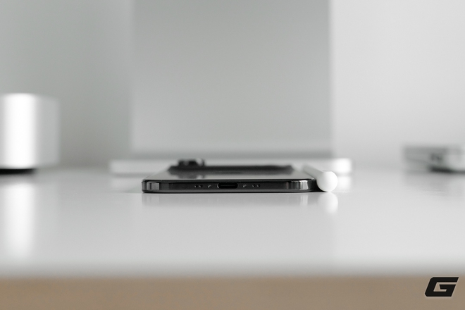 Mở hộp sớm iPhone Air chính hãng sắp lên kệ tại Việt Nam: Mỏng nhẹ tới khó tin, nhưng sự đánh đổi nằm ở đâu?- Ảnh 9.
