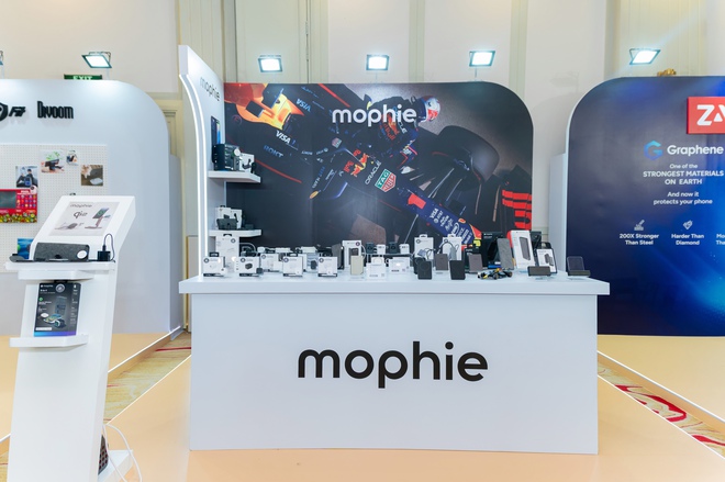 Loạt phụ kiện cao cấp đón mùa iPhone mới- Ảnh 5. Loạt phụ kiện cao cấp đón mùa iPhone mới- Ảnh 5.