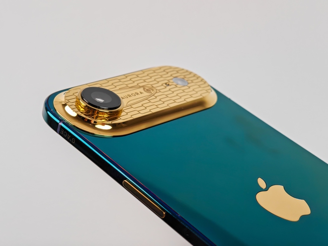 iPhone Air đã có phiên bản giới hạn sau khi mở bán được 1 tuần: Mạ xanh ngọc lục bảo, do nghệ nhân Việt chế tác- Ảnh 2.
