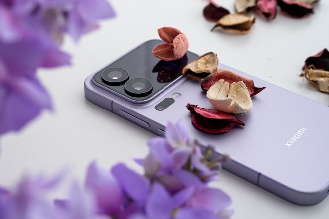 Trên tay điện thoại "17 Pro Max" của Xiaomi- Ảnh 13.