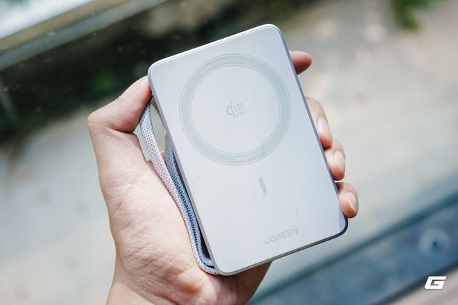 Đã tìm ra pin dự phòng không dây sạc iPhone nhanh như có dây!- Ảnh 19. Đã tìm ra pin dự phòng không dây sạc iPhone nhanh như có dây!- Ảnh 19.