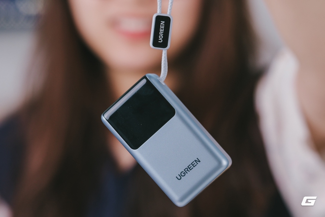 Đ&atilde; t&igrave;m thấy pin dự ph&ograve;ng "ch&acirc;n &aacute;i" mới: Thiết kế nhỏ gọn, c&ocirc;ng suất cao sạc được cả MacBook, t&iacute;ch hợp m&agrave;n h&igrave;nh, gi&aacute; sale chỉ hơn 600.000 đồng - Ảnh 5.