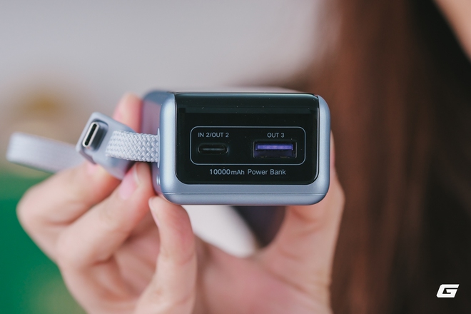 Đ&atilde; t&igrave;m thấy pin dự ph&ograve;ng "ch&acirc;n &aacute;i" mới: Thiết kế nhỏ gọn, c&ocirc;ng suất cao sạc được cả MacBook, t&iacute;ch hợp m&agrave;n h&igrave;nh, gi&aacute; sale chỉ hơn 600.000 đồng - Ảnh 6.