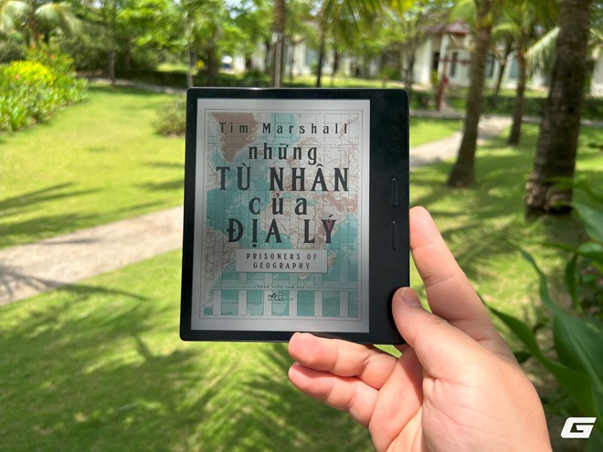 Vì sao mắt vẫn đau khi đọc sách điện tử cả đêm dù dùng máy đọc sách e-ink - Ảnh 6.