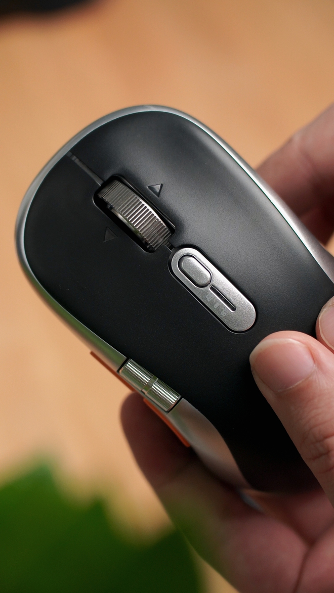 Chuột kh&ocirc;ng d&acirc;y mới "ngon - bổ - rẻ" đ&aacute;ng mua: Thiết kế đẹp, cực nhiều t&iacute;nh năng trong tầm gi&aacute; 500.000 đồng, tặng k&egrave;m cả pad chuột - Ảnh 5.