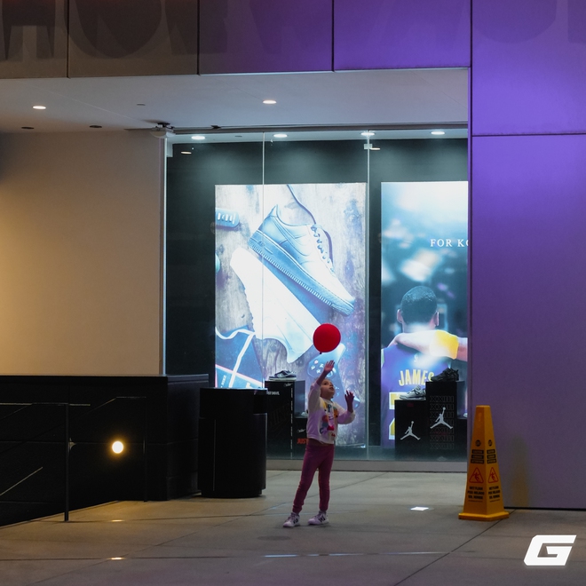 Tr&ecirc;n tay v&agrave; trải nghiệm nhanh Sony A7 V: Khi d&ograve;ng A7 "quốc d&acirc;n" chạm ngưỡng cao cấp - Ảnh 18.