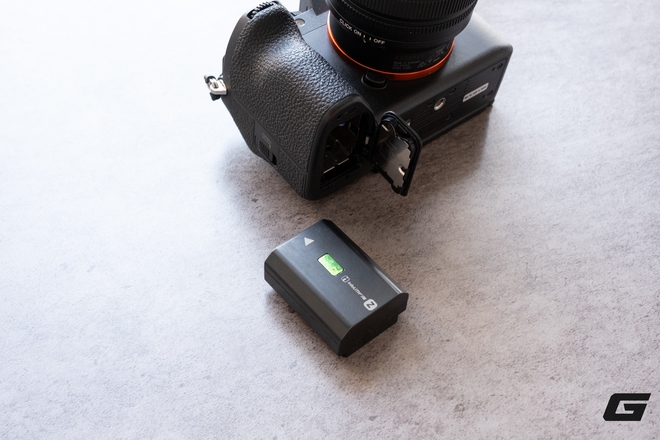 Tr&ecirc;n tay v&agrave; trải nghiệm nhanh Sony A7 V: Khi d&ograve;ng A7 "quốc d&acirc;n" chạm ngưỡng cao cấp - Ảnh 14.