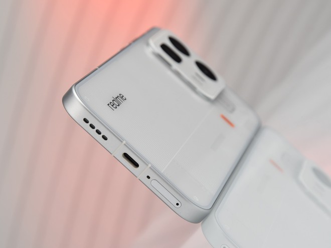 realme sắp ra mắt smartphone đầu ti&ecirc;n cho ph&eacute;p chơi game PC, pin 8.000 mAh, chip Snapdragon 8 Gen 5, RAM tận 24 GB - Ảnh 7.