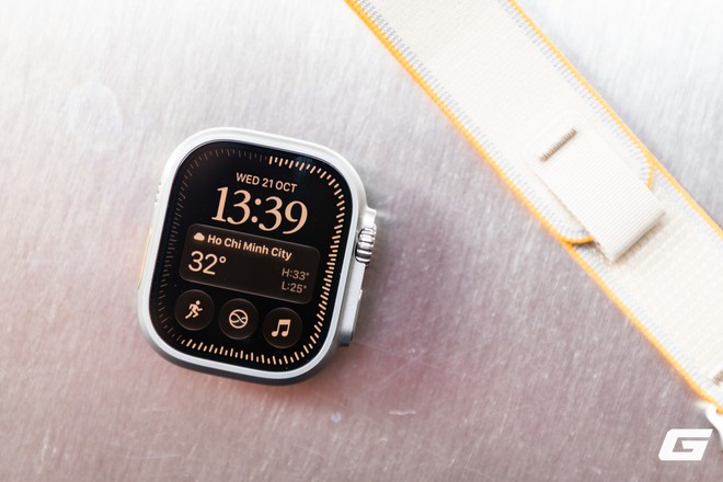 Tr&ecirc;n tay Apple Watch Ultra 4 trước giờ l&ecirc;n kệ: Pin bền hơn, tăng cường khả năng theo d&otilde;i sức khoẻ v&agrave; thể thao - Ảnh 3.