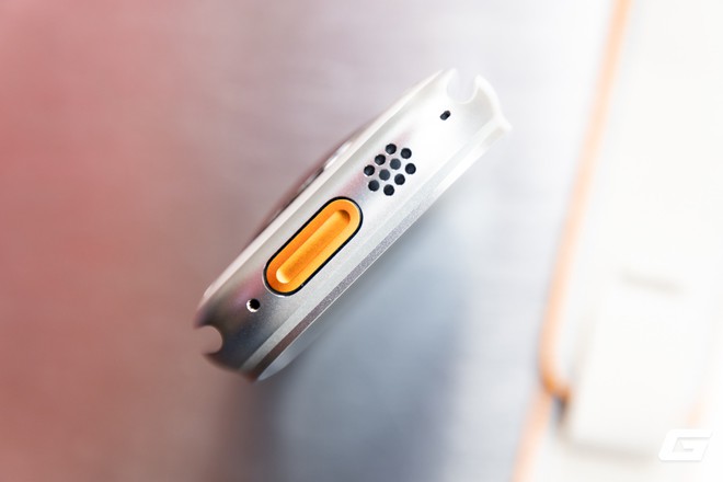 Tr&ecirc;n tay Apple Watch Ultra 4 trước giờ l&ecirc;n kệ: Pin bền hơn, tăng cường khả năng theo d&otilde;i sức khoẻ v&agrave; thể thao - Ảnh 2.