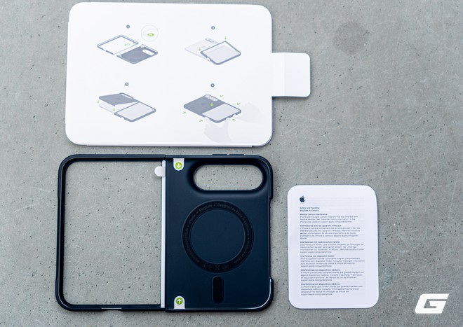 Mở hộp ốp lưng chính hãng cho iPhone Duo: Hai mảnh, MagSafe và cả dải keo cố định, nhưng mua xong cần làm ngay điều này - Ảnh 4.