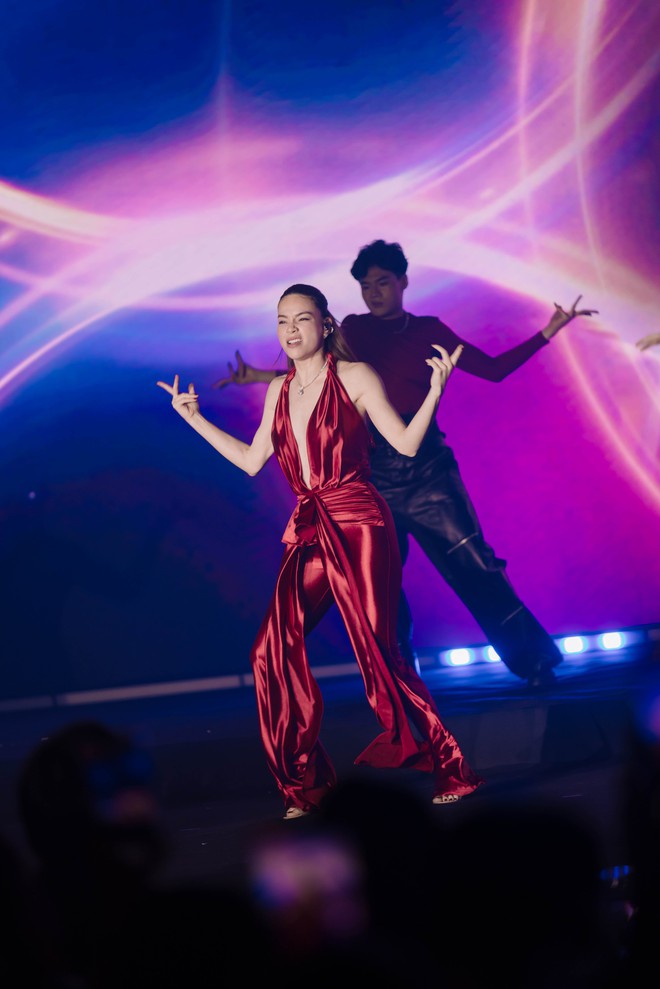 Nhìn lại những màn trình diễn tại Gala Better Choice Awards 2026: Khi âm nhạc, ánh sáng và công nghệ cùng vượt qua giới hạn - Ảnh 36.