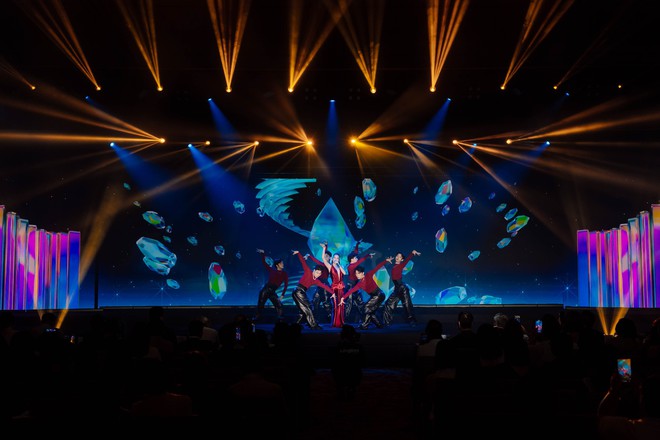 Nhìn lại những màn trình diễn tại Gala Better Choice Awards 2026: Khi âm nhạc, ánh sáng và công nghệ cùng vượt qua giới hạn - Ảnh 39.