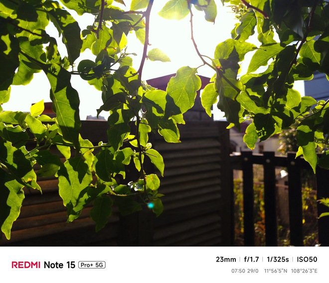 REDMI Note 15 Pro+ 5G: Kh&ocirc;ng chạy đua cấu h&igrave;nh, chiếc m&aacute;y n&agrave;y chọn c&aacute;ch c&acirc;n bằng để chinh phục người d&ugrave;ng - Ảnh 25.