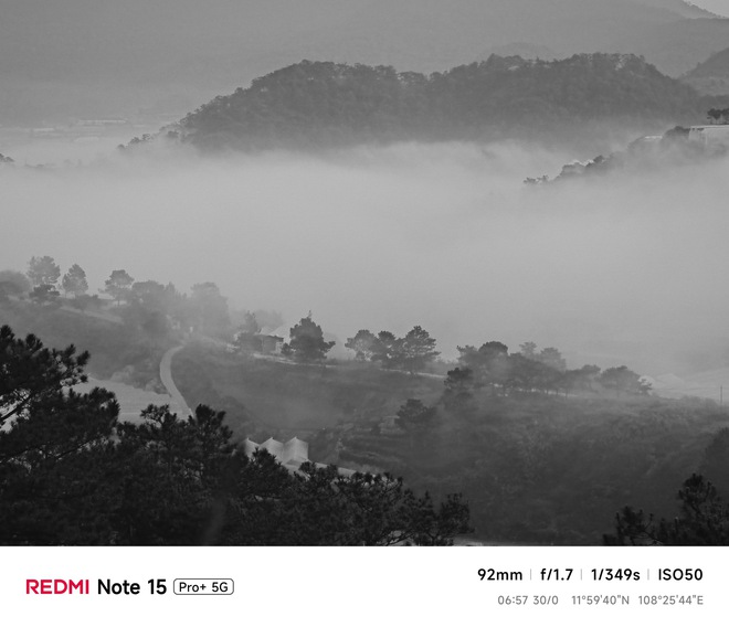 Hoa mai anh đ&agrave;o, m&acirc;y, sương m&ugrave; v&agrave; REDMI Note 15 Pro  - Ảnh 18.