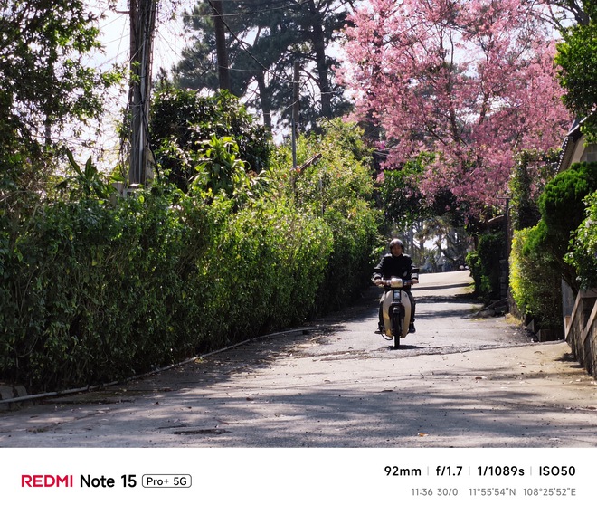 REDMI Note 15 Pro+ 5G: Kh&ocirc;ng chạy đua cấu h&igrave;nh, chiếc m&aacute;y n&agrave;y chọn c&aacute;ch c&acirc;n bằng để chinh phục người d&ugrave;ng - Ảnh 18.