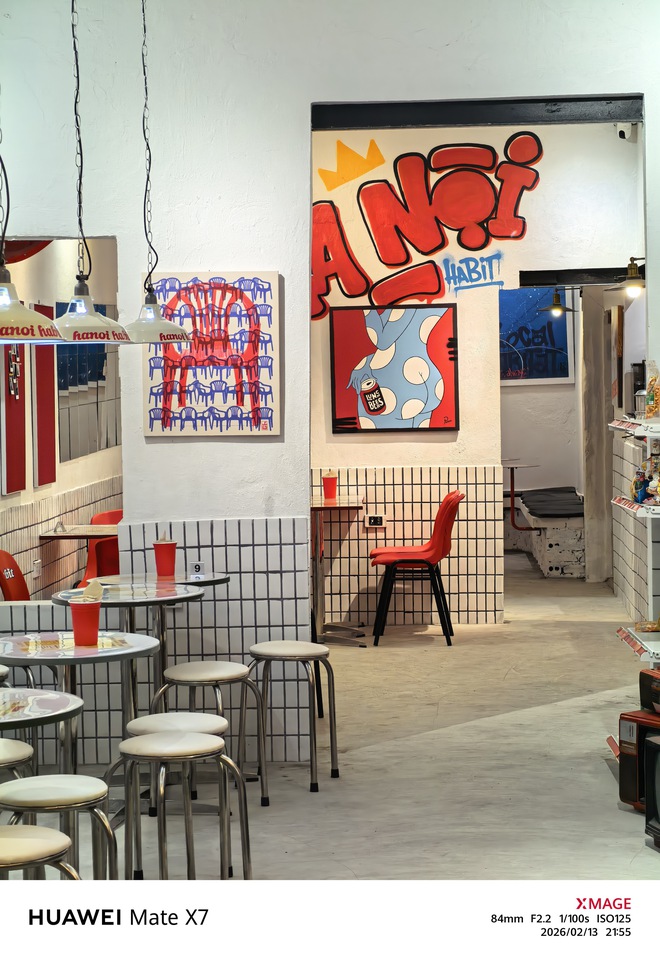 Mở hộp điện thoại gập 55 triệu ch&iacute;nh h&atilde;ng của Huawei: Pin lớn, camera chụp đẹp, kh&ocirc;ng Google, kh&ocirc;ng 5G - ai sẽ mua? - Ảnh 17.