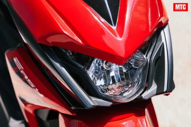 Suzuki Easy 115: Mẫu xe tay ga gây bất ngờ lớn với hiệu năng mạnh mẽ ẩn sau dáng vẻ nhỏ gọn - Ảnh 2.