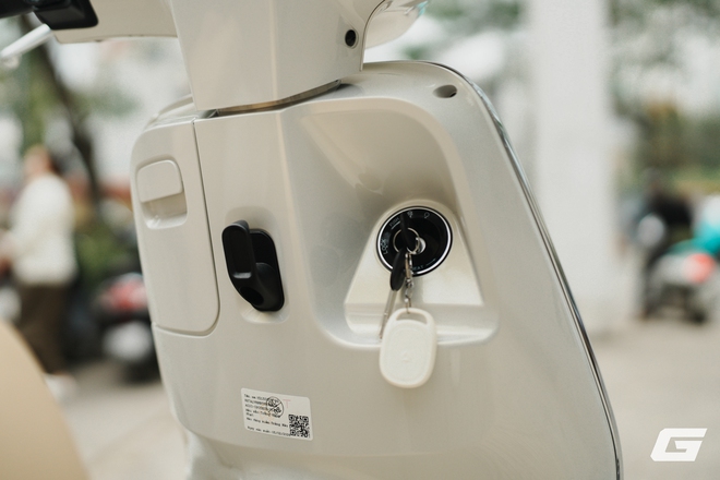 Xe máy điện YADEA ngon - bổ - đẹp sắp bán: Pin đi 180km, tốc độ tối đa 63km/h, có màn hình để xe bản đồ - Ảnh 17.