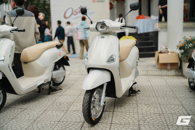 Xe máy điện YADEA ngon - bổ - đẹp sắp bán: Pin đi 180km, tốc độ tối đa 63km/h, có màn hình để xe bản đồ - Ảnh 2.