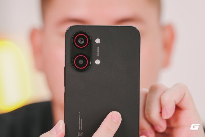 Tr&ecirc;n tay điện thoại Xiaomi "Pro Max" pin 8500mAh đầu ti&ecirc;n b&aacute;n ch&iacute;nh h&atilde;ng tại Việt Nam - Ảnh 5.