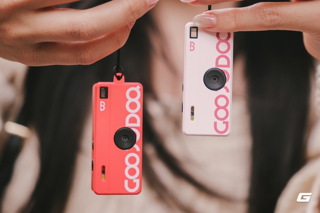 M&aacute;y ảnh b&eacute; bằng ng&oacute;n tay c&aacute;i gi&aacute; 300.000 đồng - chụp ra ảnh thế n&agrave;o m&agrave; giới trẻ 'ph&aacute;t cuồng - Ảnh 6.