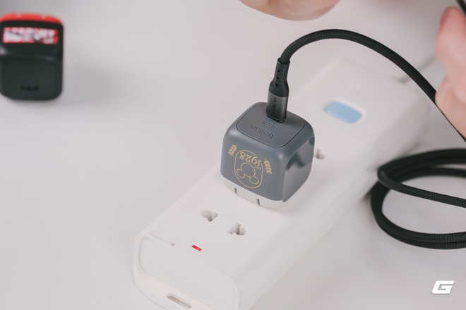 Củ sạc 45W nhỏ gọn đ&aacute;ng mua nhất - Ảnh 5.