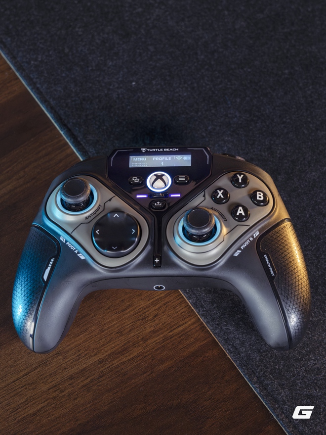 Tay cầm c&oacute; thể 'biến h&igrave;nh' n&agrave;y đang giải quyết vấn đề m&agrave; game thủ cầm chuột kh&ocirc;ng ngờ tới - Ảnh 1.