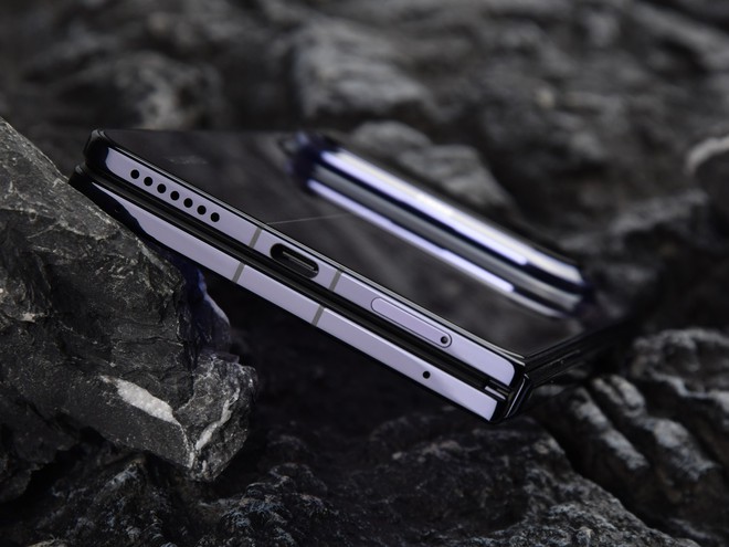 Huawei l&agrave;m smartphone gập "nằm ngang" đầu ti&ecirc;n thế giới, mở ra l&agrave; tablet, gập lại l&agrave; tờ giấy A4, vừa kịp trước khi Apple v&agrave; Samsung ra mắt &yacute; tưởng tương tự - Ảnh 8.