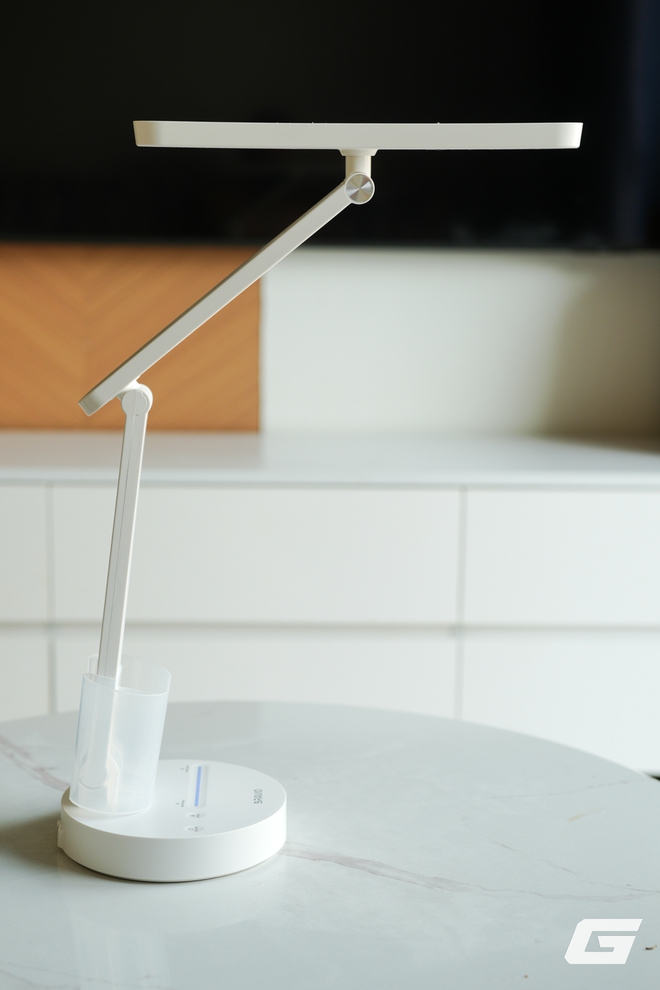 Dùng thử đèn học chống cận Bravio Lumi C10: Ánh sáng toàn phổ, pin sạc USB-C tiện lợi, giá chỉ hơn 300.000đ - Ảnh 2.