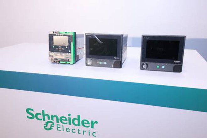 Schneider Electric th&uacute;c đẩy chuyển đổi số v&agrave; tối ưu năng lượng, hướng tới m&ocirc; h&igrave;nh vận h&agrave;nh bền vững cho ng&agrave;nh nước Việt Nam - Ảnh 11.