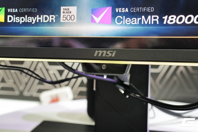 Cận cảnh d&agrave;n linh kiện &ldquo;khủng&rdquo; của MSI tại Computex 2026: VGA Star Wars, m&agrave;n h&igrave;nh AI v&agrave; case nặng 33kg - Ảnh 10.