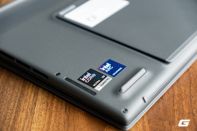 Đánh giá Zenbook DUO 2026: Laptop hai màn hình để làm gì? ASUS đã tìm ra lời giải - Ảnh 3.