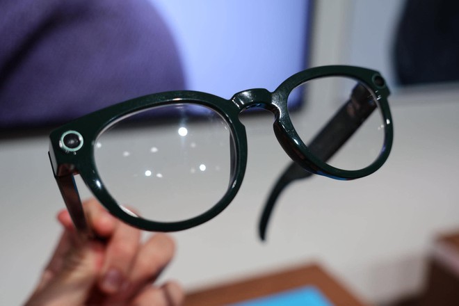 Samsung ra mắt k&iacute;nh th&ocirc;ng minh Galaxy, hợp t&aacute;c c&ugrave;ng Gentle Monster v&agrave; Warby Parker - Ảnh 3.
