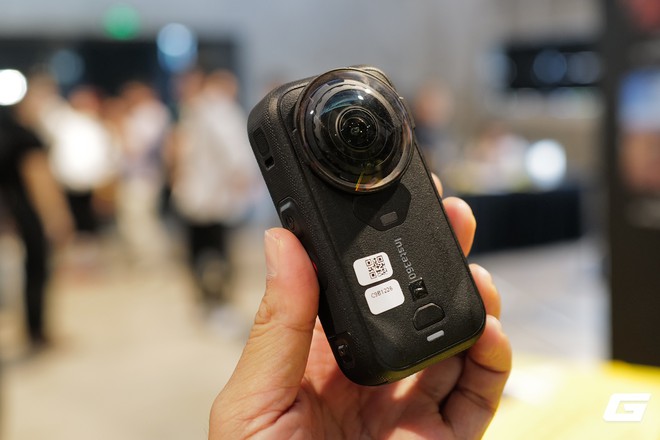 Insta360 X6 ra mắt tại Việt Nam: Camera 360 cho "chụp trước, chọn góc sau", cảm biến Sony 1/1.1 inch, quay 8K50fps, pin trâu hơn hẳn X5 - Ảnh 6.