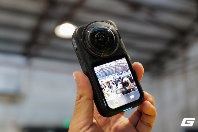 Insta360 X6 ra mắt tại Việt Nam: Camera 360 cho "chụp trước, chọn góc sau", cảm biến Sony 1/1.1 inch, quay 8K50fps, pin trâu hơn hẳn X5 - Ảnh 4.