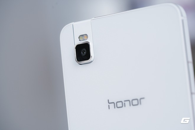Nhìn lại HONOR 7i, điện thoại tầm trung năm 2015 với camera lật độc lạ - Ảnh 17.