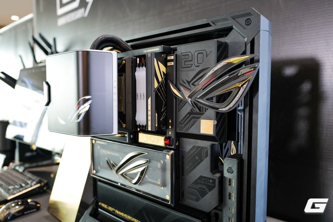 ASUS tung loạt linh kiện phiên bản kỷ niệm 20 năm: Đã có giá tại Việt Nam, ráp cả bộ chỉ hơn... 500 triệu - Ảnh 4.