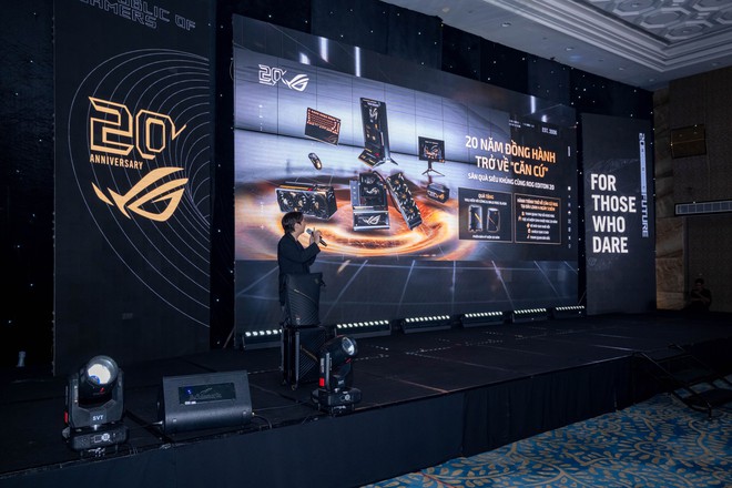 ASUS tung loạt linh kiện phiên bản kỷ niệm 20 năm: Đã có giá tại Việt Nam, ráp cả bộ chỉ hơn... 500 triệu - Ảnh 16.