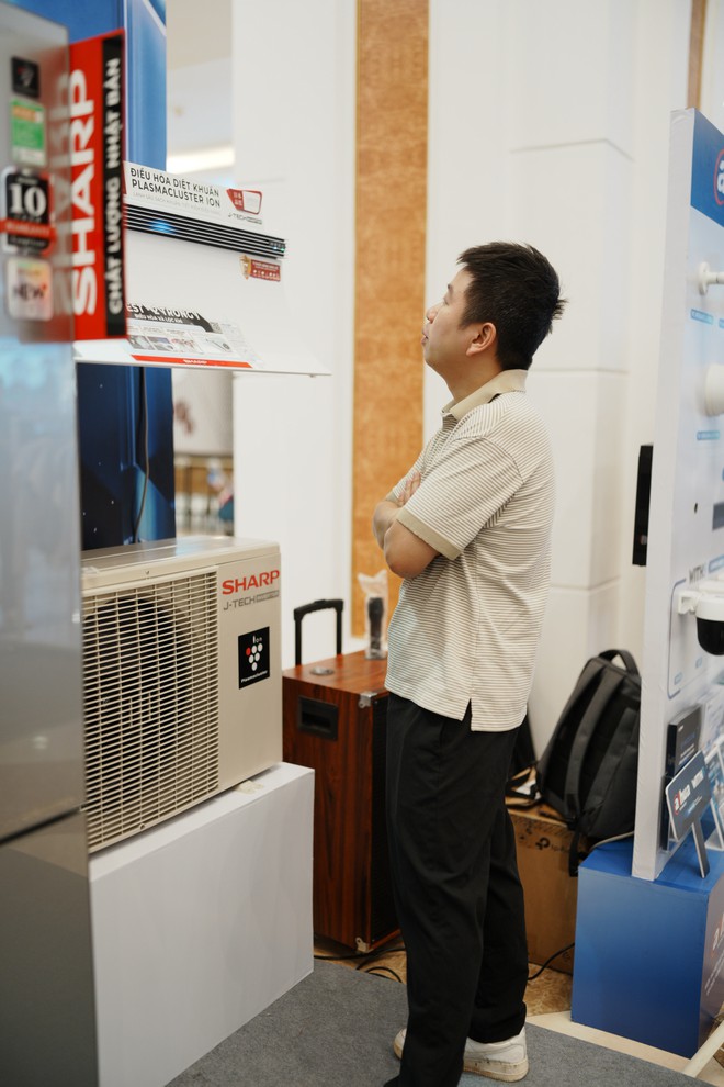 S&ocirc;i động Better Lab ng&agrave;y đầu: Người d&ugrave;ng trực tiếp trải nghiệm Sharp, Dahua, MUTOSI c&ugrave;ng c&aacute;c KOL c&ocirc;ng nghệ - Ảnh 16.