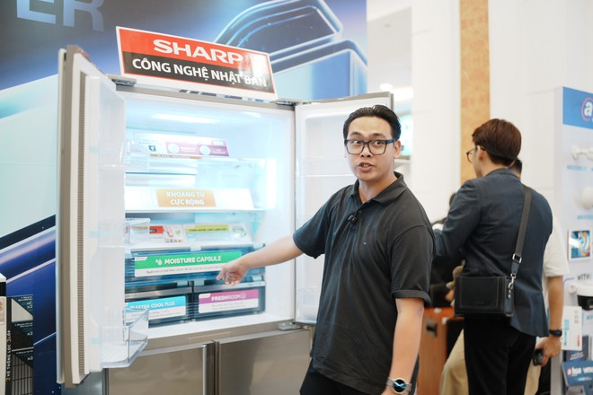 S&ocirc;i động Better Lab ng&agrave;y đầu: Người d&ugrave;ng trực tiếp trải nghiệm Sharp, Dahua, MUTOSI c&ugrave;ng c&aacute;c KOL c&ocirc;ng nghệ - Ảnh 22.