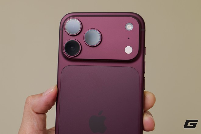 Mở hộp iPhone 18 Pro màu Bạc và iPhone 18 Pro Max Burgundy chính hãng Việt Nam trước giờ mở bán - Ảnh 22.