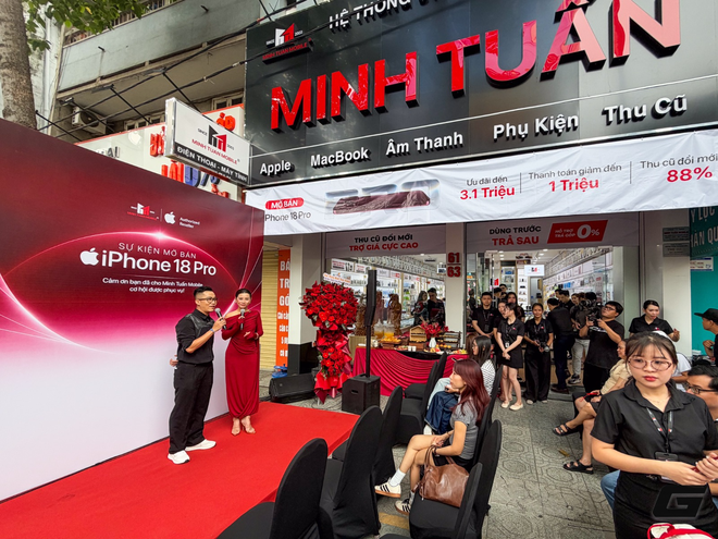 iPhone 18 Pro mở bán tại Việt Nam, Pro Max khan hàng ngay ngày đầu - Ảnh 6.