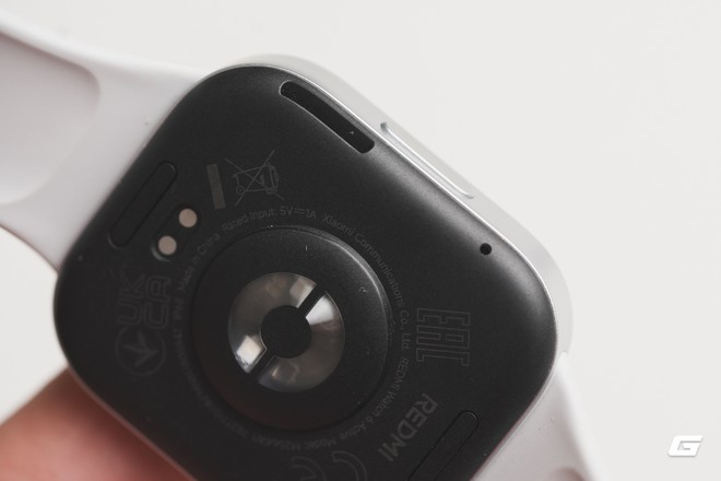 Smartwatch giá rẻ hơn cả Xiaomi Band: Tưởng không ngon hoá ra lại quá "ổn áp" - Ảnh 4.