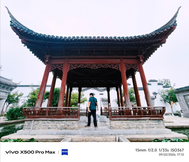 Trên tay vivo X300 Pro Max: Thiết kế nổi bật hơn, camera nâng cấp thấy rõ, cấu hình mạnh, chưa có giá ở Việt Nam - Ảnh 15.