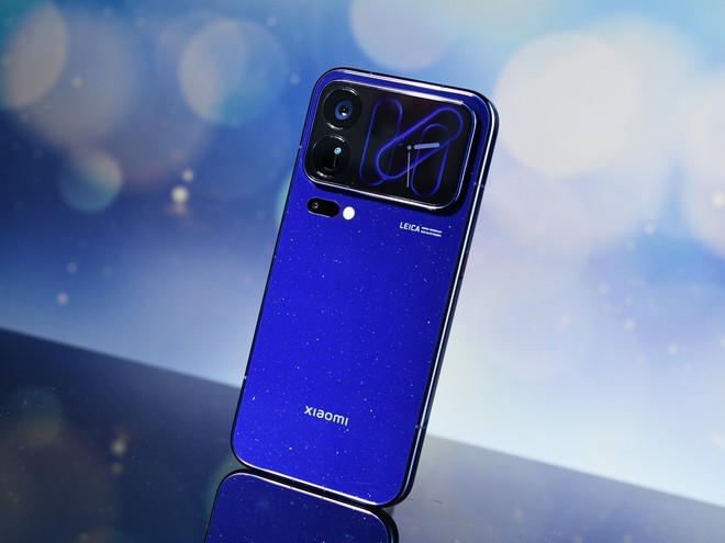 Xiaomi 18 Pro Max m&agrave;u Xanh Ng&acirc;n H&agrave;: vật liệu đ&aacute; sao cắt mỏng 0,11 mm - Ảnh 3.