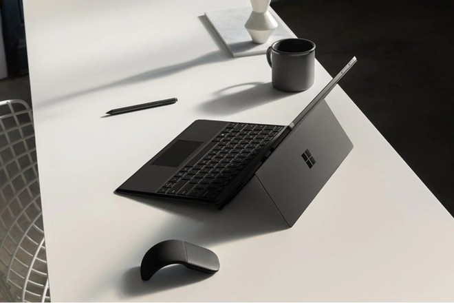 Microsoft xác nhận rằng tương lai Surface sẽ có nhiều thiết kế mới - Ảnh 1.
