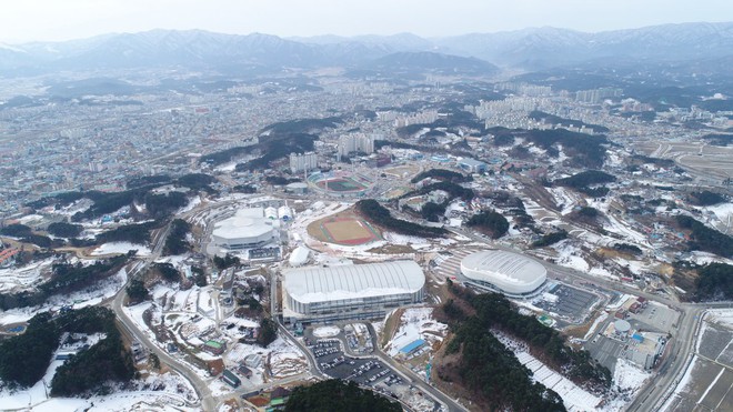 Cùng ngắm nhìn những công trình trị giá hơn 10 tỷ USD được Hàn Quốc xây dựng để phục vụ Olympic Mùa Đông 2018 - Ảnh 1.